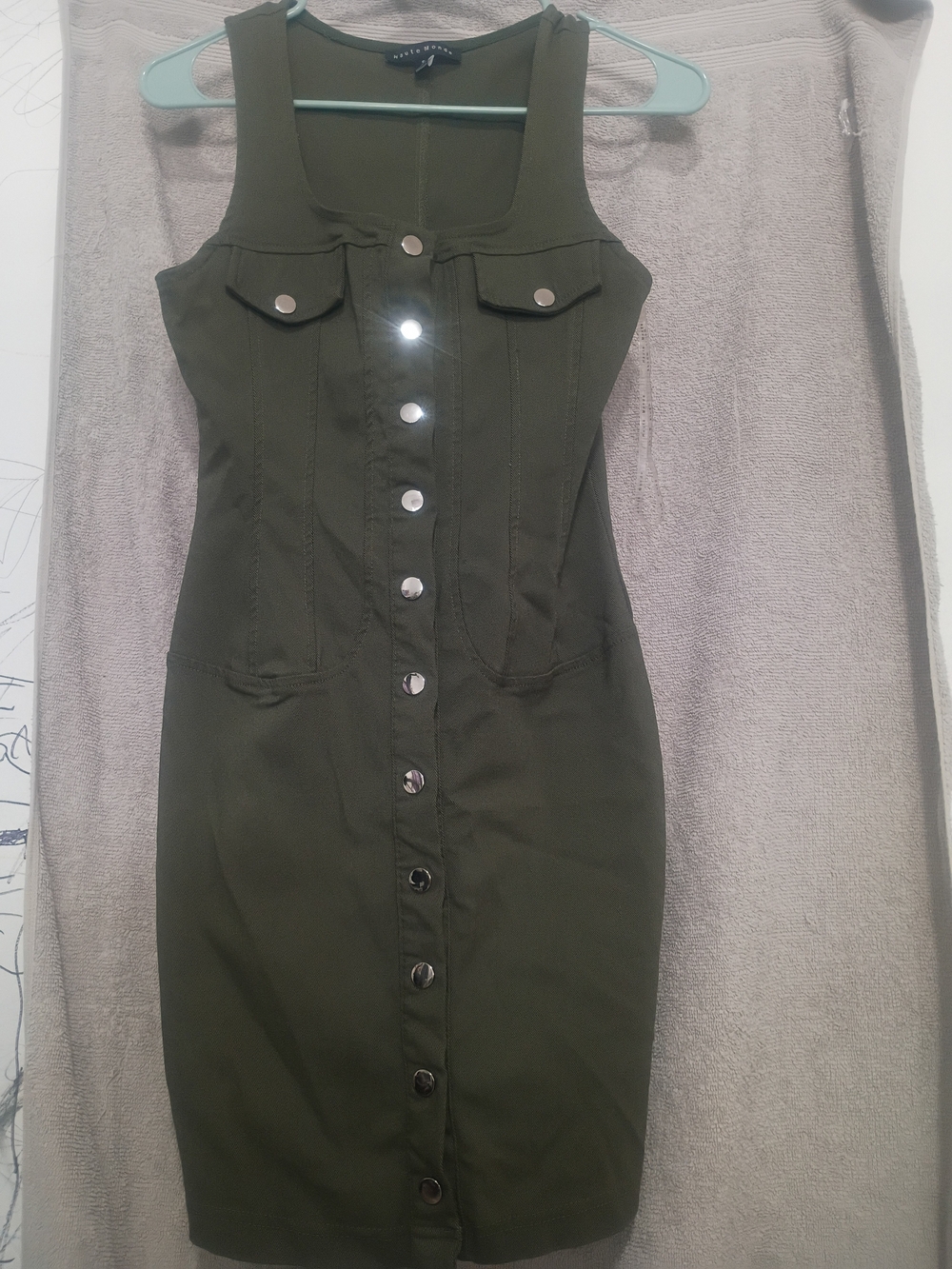 Haute Monde Olive Green Button-Front Midi Dress